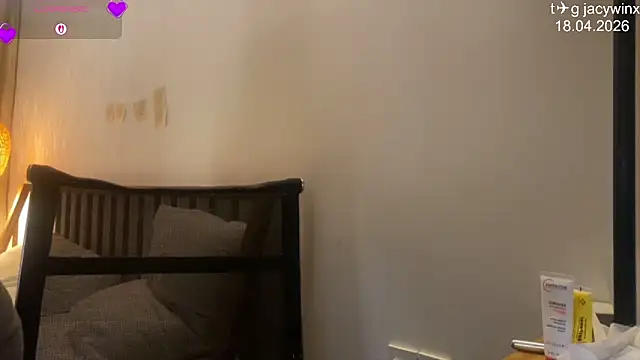 JacyWinslat online show from 18, 4, 2026