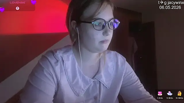 JacyWinslat online show from 6, 5, 2026