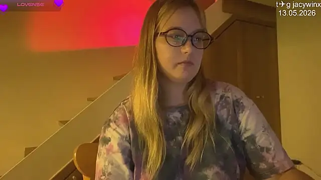 JacyWinslat online show from 13, 5, 2026