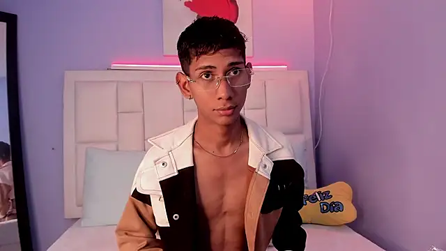 Nick Collins18 online show from 14, 2, 2026