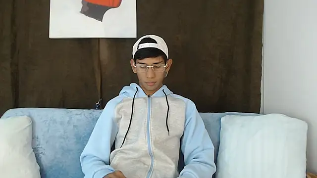 Nick Collins18 online show from 6, 11, 2025