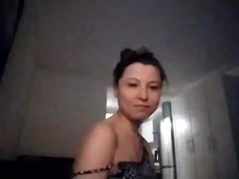 Florita2442 online show from 20, 2, 2025