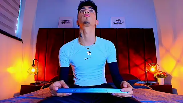 NeoRaptis online show from 22, 9, 2025