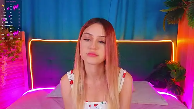 AlinaWalters online show from 7, 11, 2025