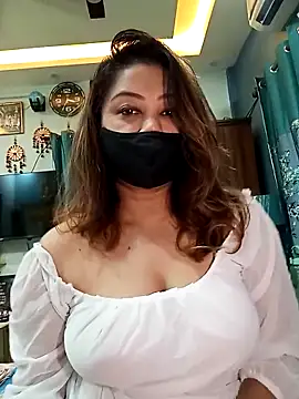 Cute-mona online show from 4, 5, 2026