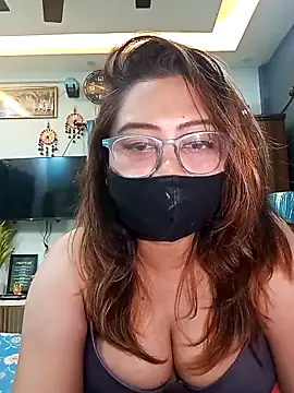 Snapshot of Cute-mona chatting on 17, 2, 2026 Cute-mona online show from 17, 2, 2026