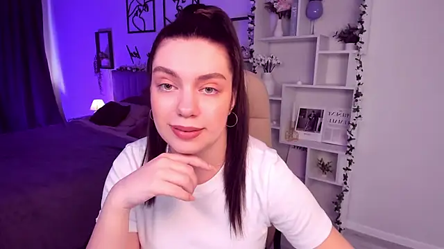 DaniellaLovely online show from 13, 3, 2025