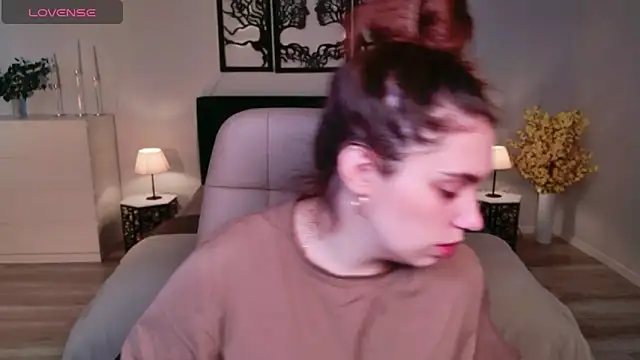 DaniellaLovely online show from 15, 11, 2025