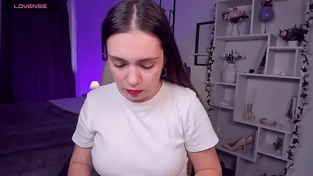 DaniellaLovely online show from 6, 10, 2025