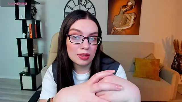 DaniellaLovely online show from 11, 3, 2025