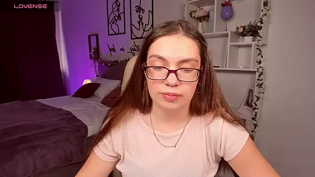 DaniellaLovely online show from 19, 9, 2025