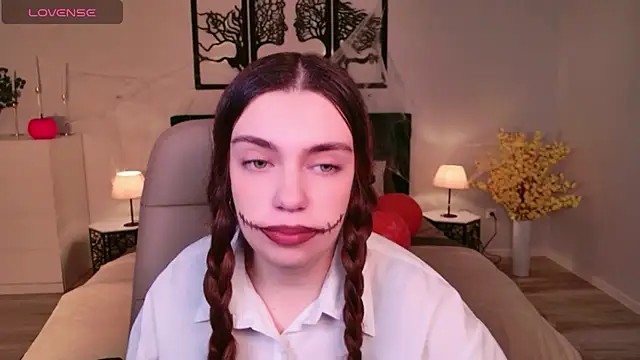 DaniellaLovely online show from 31, 10, 2025