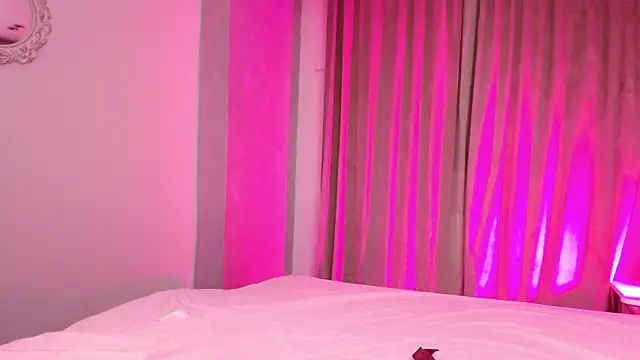 JessieePink online show from 28, 2, 2025