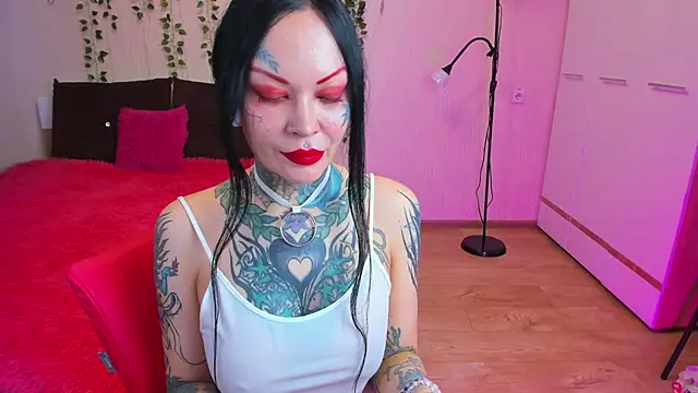 Megan Black Moon online show from 1, 11, 2025