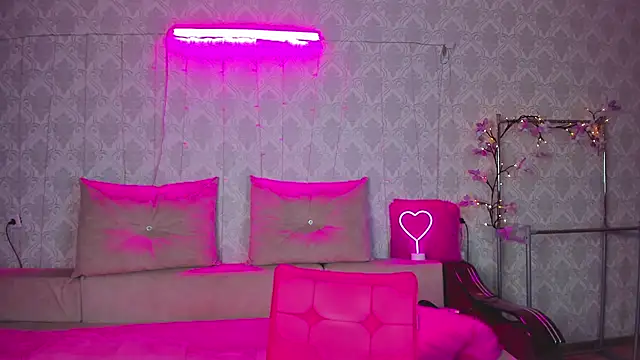 Megan Black Moon online show from 2, 12, 2025