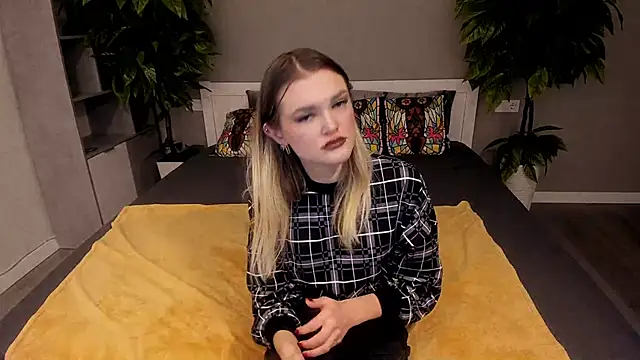 KateSly online show from 27, 11, 2025