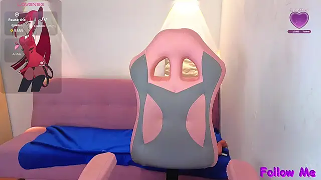 vittorialombardi   online show from 10, 1, 2026