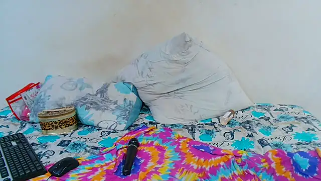 BootyK24 online show from 7, 3, 2025