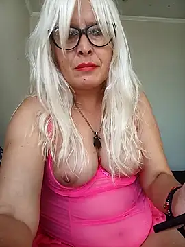 Snapshot of Rousmk1 chatting on 20, 2, 2025 Rousmk1 online show from 20, 2, 2025