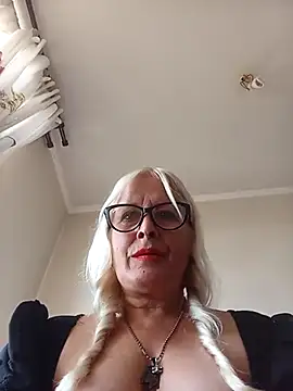 Snapshot of Rousmk1 chatting on 6, 3, 2025 Rousmk1 online show from 6, 3, 2025