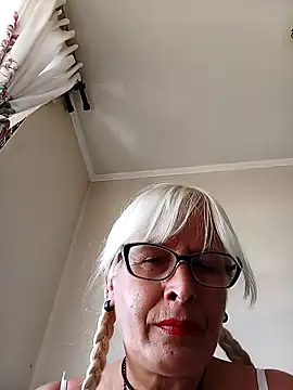 Snapshot of Rousmk1 chatting on 3, 1, 2025 Rousmk1 online show from 3, 1, 2025