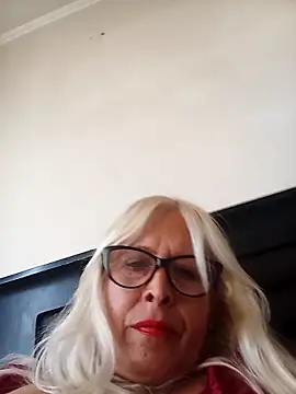 Snapshot of Rousmk1 chatting on 7, 3, 2025 Rousmk1 online show from 7, 3, 2025