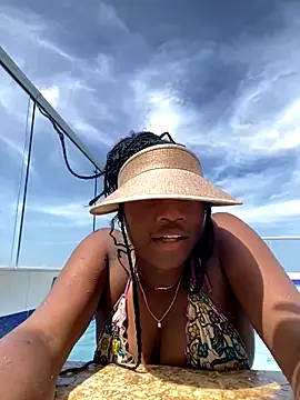 EscorpiLeoncita online show from 19, 11, 2025