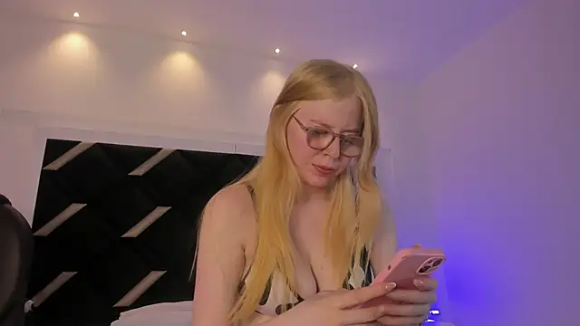 Snapshot of Alexa_Handler chatting on 1, 7, 2026 Alexa Handler online show from 1, 7, 2026