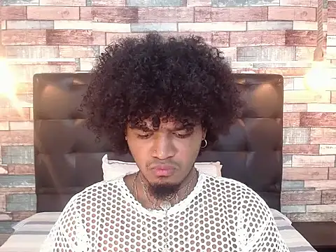 Snapshot of JaicobRuneer chatting on 27, 9, 2025 JaicobRuneer online show from 27, 9, 2025