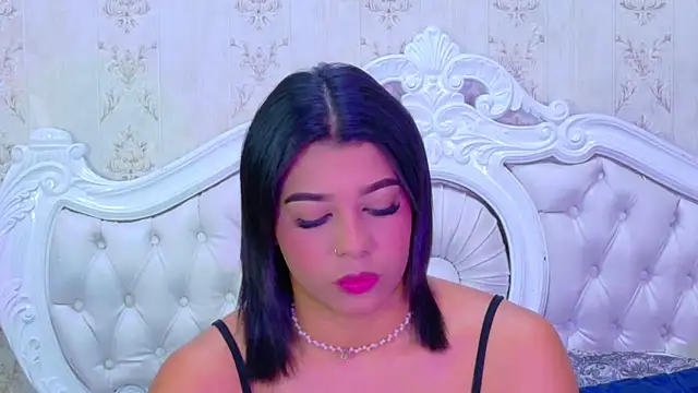 TiaraRosse online show from 14, 11, 2025