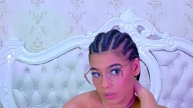 TiaraRosse online show from 30, 11, 2025