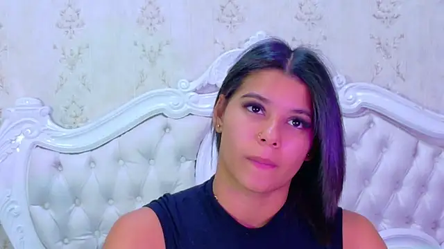 TiaraRosse online show from 3, 11, 2025