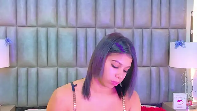 TiaraRosse online show from 17, 2, 2026