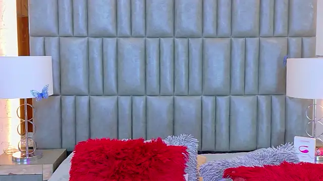 TiaraRosse online show from 26, 3, 2026