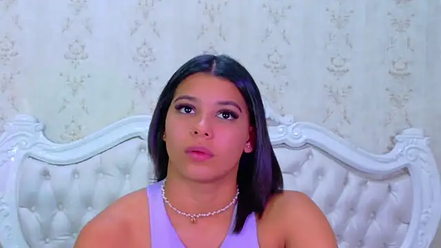 TiaraRosse online show from 25, 10, 2025