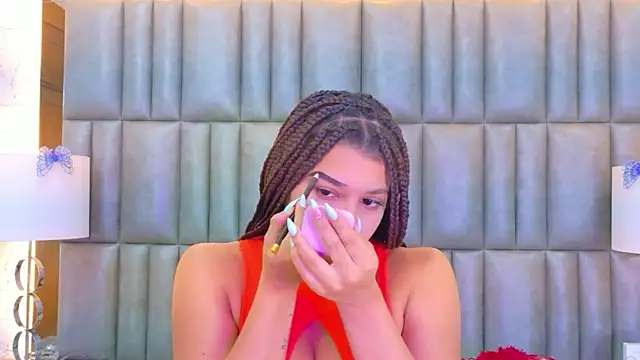 TiaraRosse online show from 16, 2, 2026