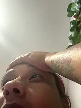 Cafeziitha02 online show from 23, 10, 2025