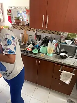 Cafeziitha02 online show from 13, 11, 2025