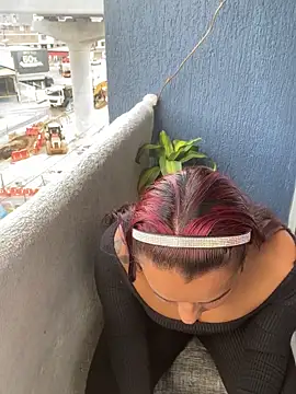 Cafeziitha02 online show from 7, 11, 2025