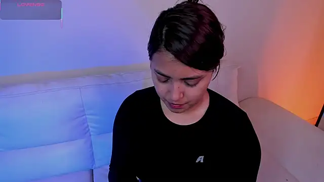 Rebeca Williams  online show from 15, 11, 2025