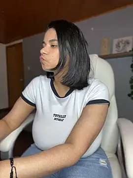 Isabella boobd online show from 3, 1, 2025