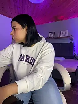 Isabella boobd online show from 29, 1, 2025