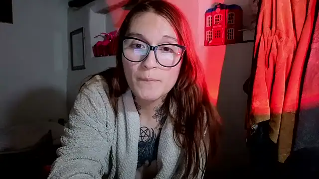 kittenlizz online show from 12, 1, 2026