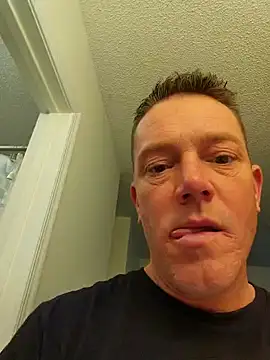 Bigtater1999 online show from 14, 2, 2025