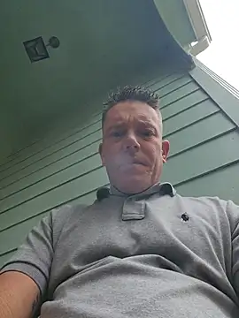 Bigtater1999 online show from 19, 4, 2026