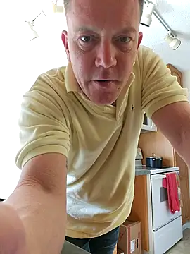 Snapshot of Bigtater1999 chatting on 1, 3, 2026 Bigtater1999 online show from 1, 3, 2026