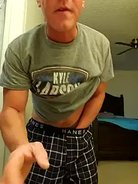 Bigtater1999 online show from 16, 2, 2025