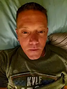 Bigtater1999 online show from 3, 3, 2025