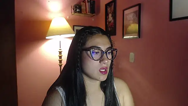 bunnyemilyrose36 online show from 17, 4, 2026