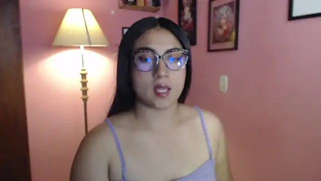 Snapshot of bunnyemilyrose36 chatting on 27, 4, 2026 bunnyemilyrose36 online show from 27, 4, 2026